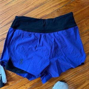 On Running Shorts - XS - Purple